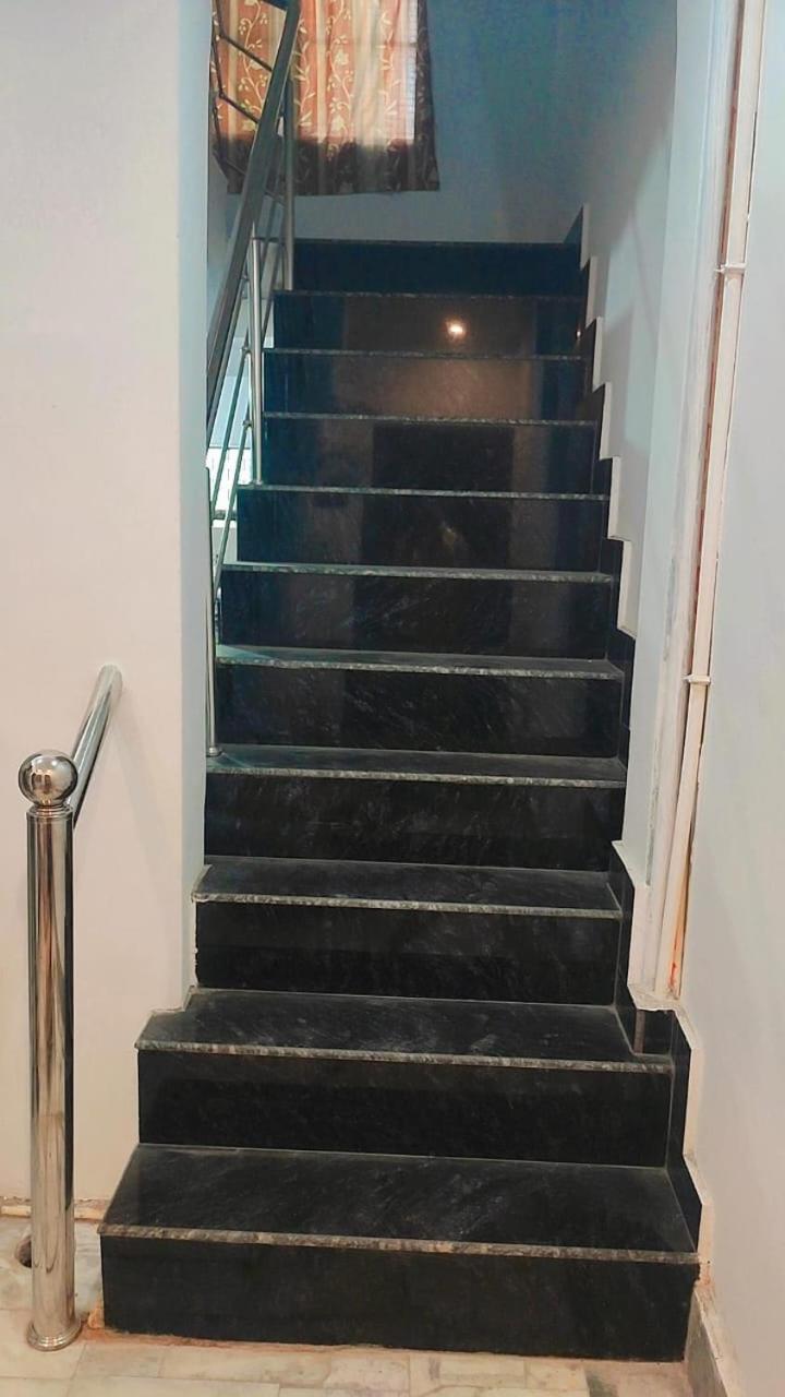 Gauri Kedareshwar Guest House - Varanasi, Varanasi